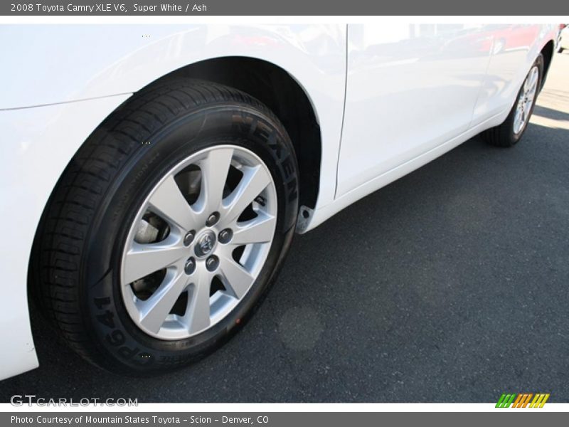 Super White / Ash 2008 Toyota Camry XLE V6