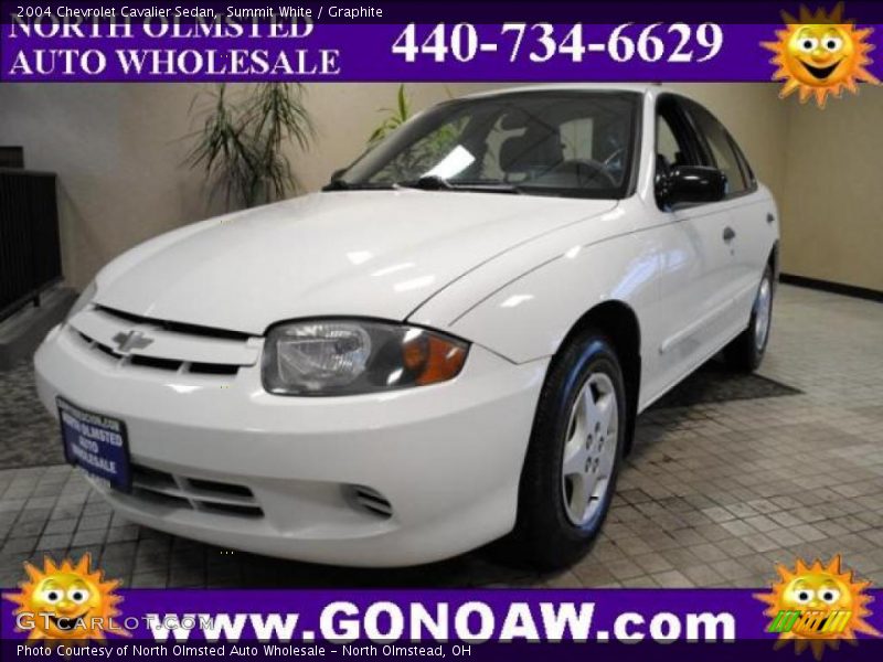 Summit White / Graphite 2004 Chevrolet Cavalier Sedan