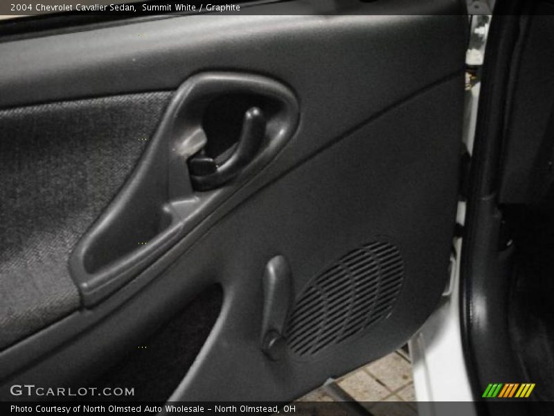 Summit White / Graphite 2004 Chevrolet Cavalier Sedan