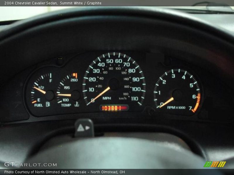 Summit White / Graphite 2004 Chevrolet Cavalier Sedan