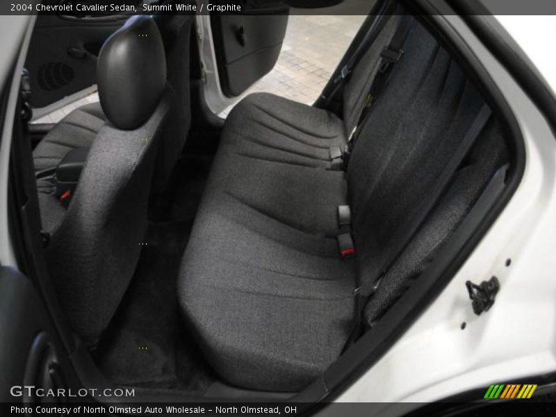 Summit White / Graphite 2004 Chevrolet Cavalier Sedan