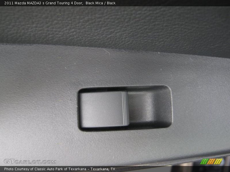 Black Mica / Black 2011 Mazda MAZDA3 s Grand Touring 4 Door