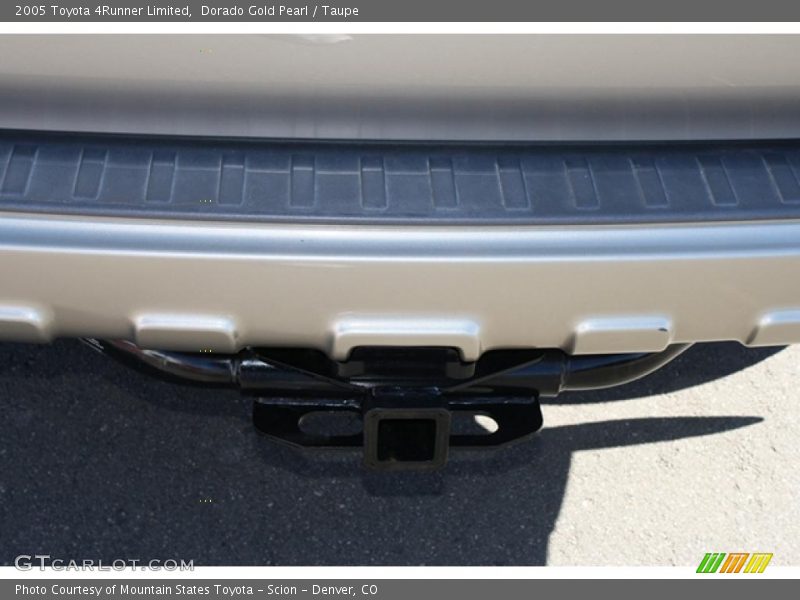 Dorado Gold Pearl / Taupe 2005 Toyota 4Runner Limited