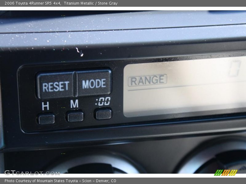 Titanium Metallic / Stone Gray 2006 Toyota 4Runner SR5 4x4