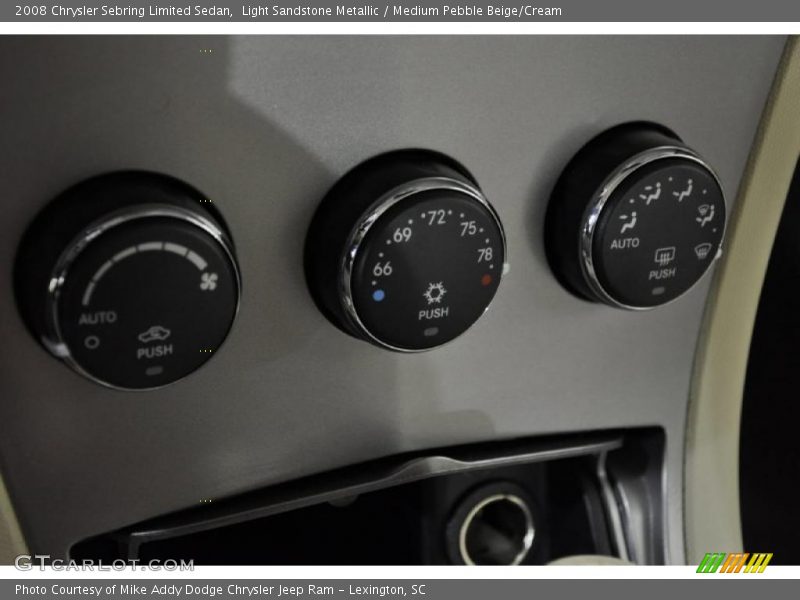 Light Sandstone Metallic / Medium Pebble Beige/Cream 2008 Chrysler Sebring Limited Sedan