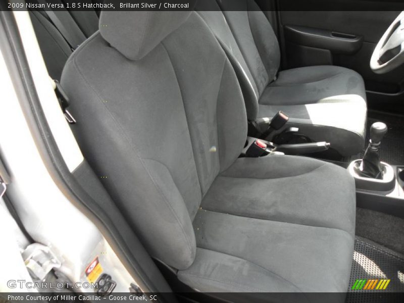 Brillant Silver / Charcoal 2009 Nissan Versa 1.8 S Hatchback