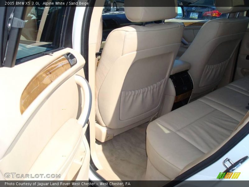 Alpine White / Sand Beige 2005 BMW X5 3.0i