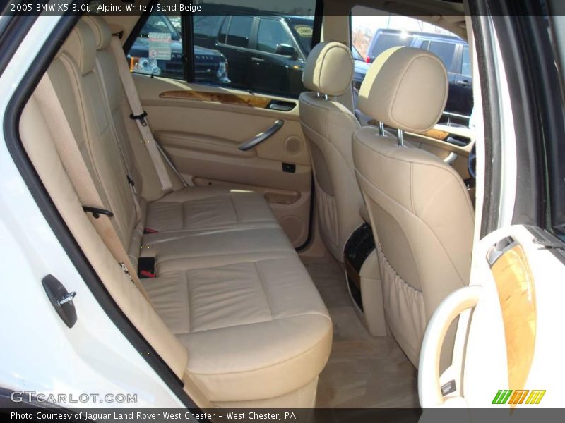 Alpine White / Sand Beige 2005 BMW X5 3.0i