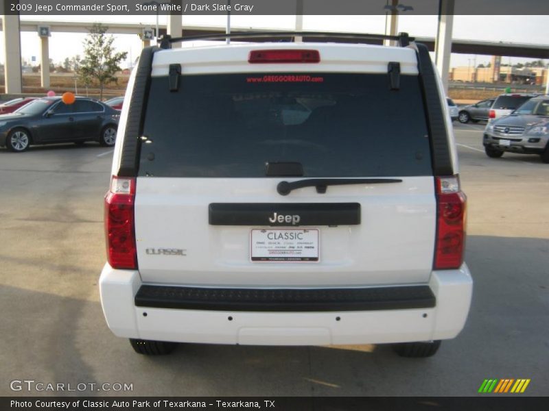 Stone White / Dark Slate Gray 2009 Jeep Commander Sport