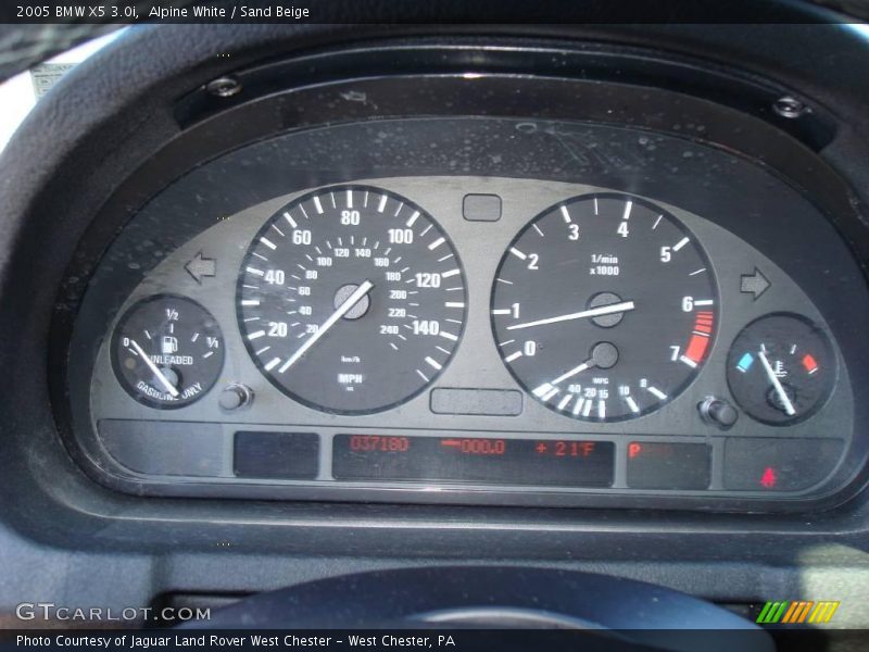 Alpine White / Sand Beige 2005 BMW X5 3.0i