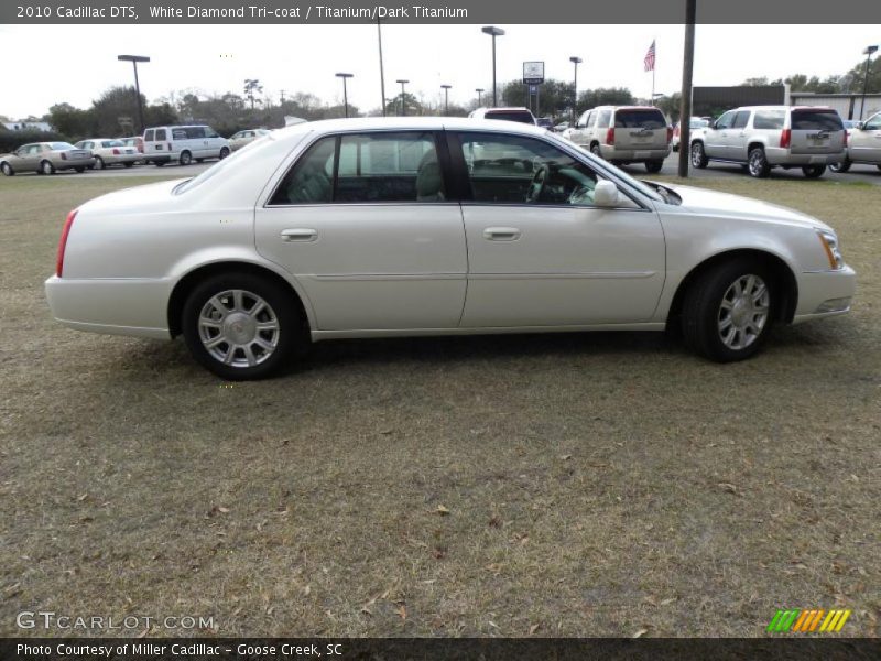 White Diamond Tri-coat / Titanium/Dark Titanium 2010 Cadillac DTS