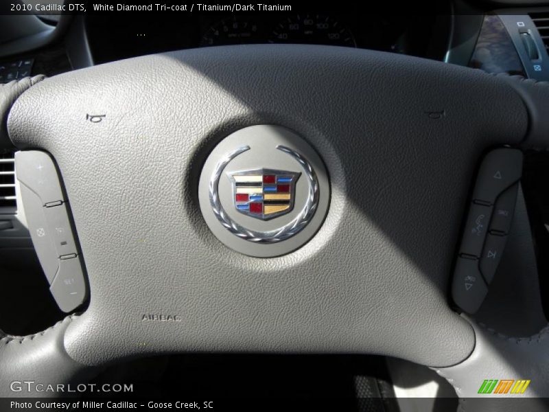 White Diamond Tri-coat / Titanium/Dark Titanium 2010 Cadillac DTS