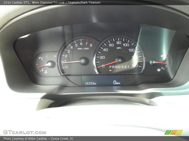 White Diamond Tri-coat / Titanium/Dark Titanium 2010 Cadillac DTS