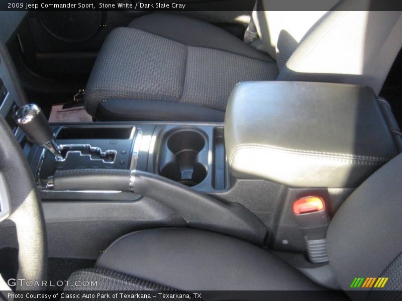 Stone White / Dark Slate Gray 2009 Jeep Commander Sport