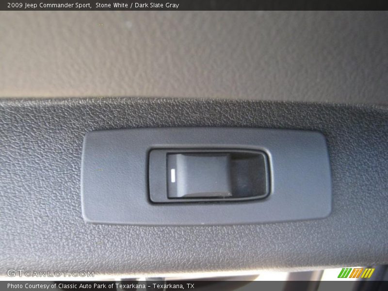 Stone White / Dark Slate Gray 2009 Jeep Commander Sport