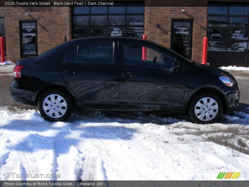 Black Sand Pearl / Dark Charcoal 2010 Toyota Yaris Sedan