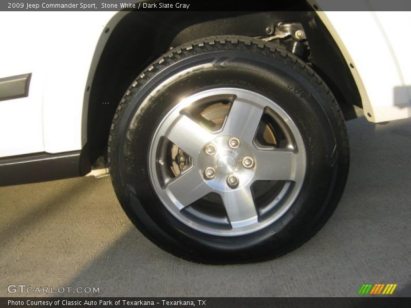 Stone White / Dark Slate Gray 2009 Jeep Commander Sport