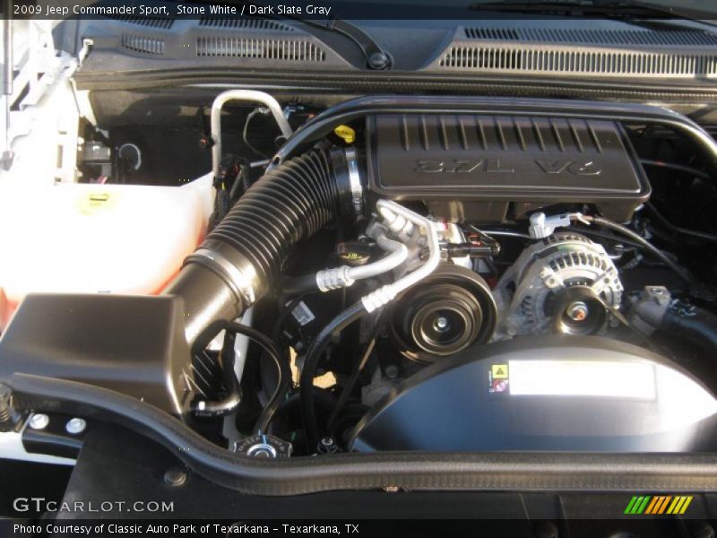 Stone White / Dark Slate Gray 2009 Jeep Commander Sport