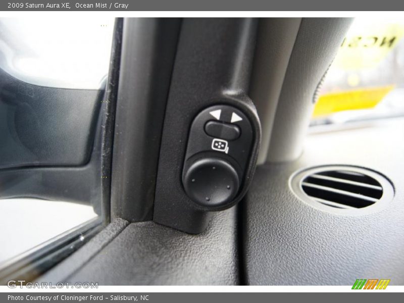 Ocean Mist / Gray 2009 Saturn Aura XE