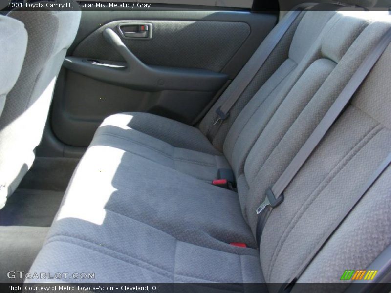 Lunar Mist Metallic / Gray 2001 Toyota Camry LE