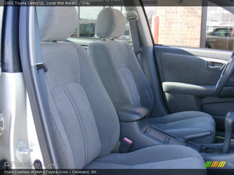 Lunar Mist Metallic / Gray 2001 Toyota Camry LE