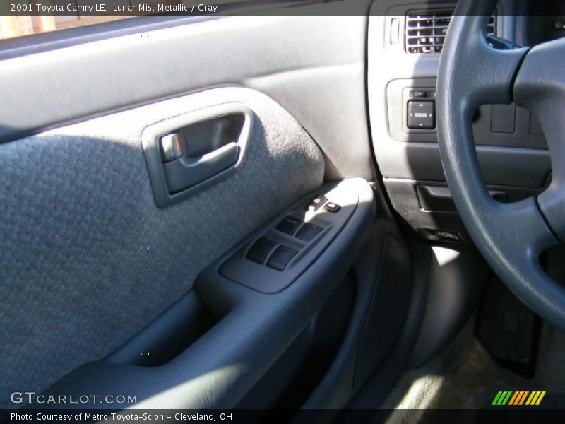 Lunar Mist Metallic / Gray 2001 Toyota Camry LE