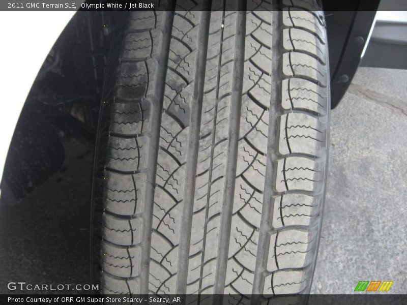 Olympic White / Jet Black 2011 GMC Terrain SLE