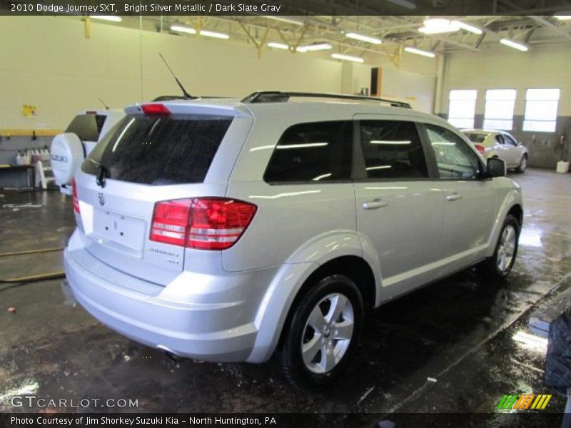 Bright Silver Metallic / Dark Slate Gray 2010 Dodge Journey SXT