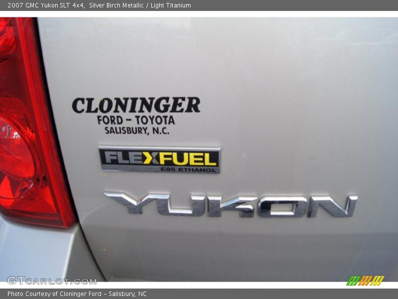 Silver Birch Metallic / Light Titanium 2007 GMC Yukon SLT 4x4