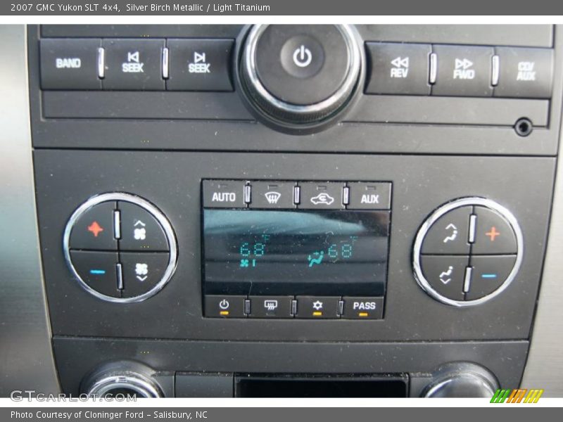 Silver Birch Metallic / Light Titanium 2007 GMC Yukon SLT 4x4