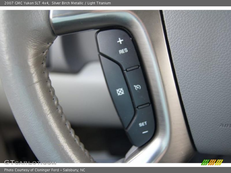 Silver Birch Metallic / Light Titanium 2007 GMC Yukon SLT 4x4