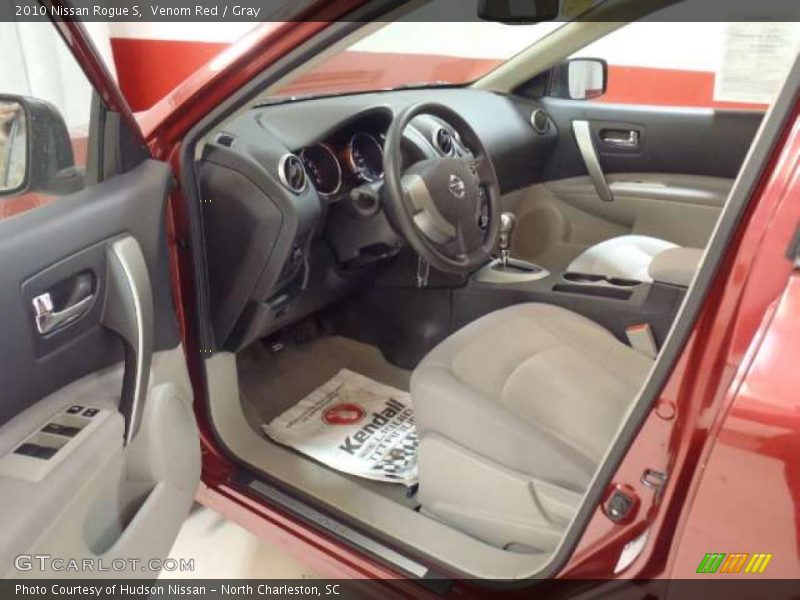 Venom Red / Gray 2010 Nissan Rogue S