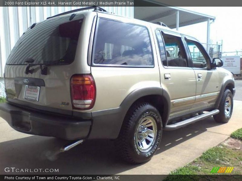 Harvest Gold Metallic / Medium Prairie Tan 2000 Ford Explorer XLS 4x4
