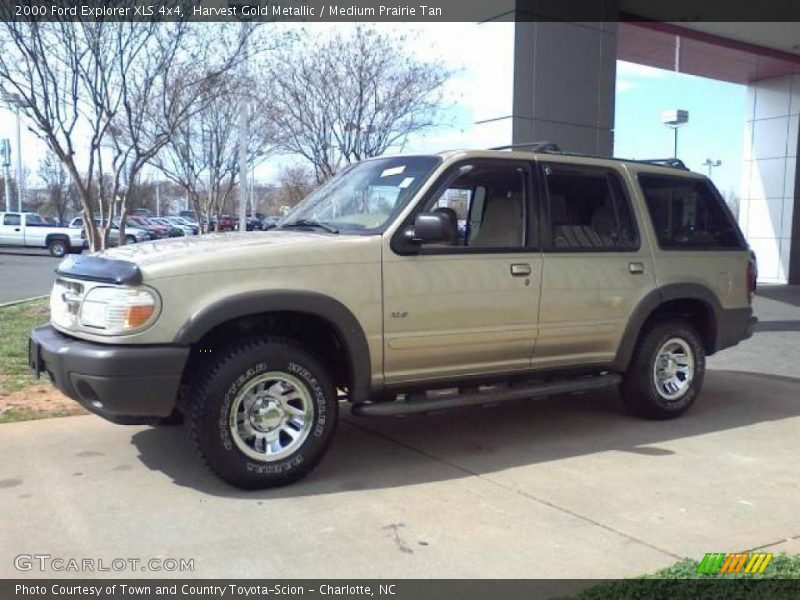 Harvest Gold Metallic / Medium Prairie Tan 2000 Ford Explorer XLS 4x4