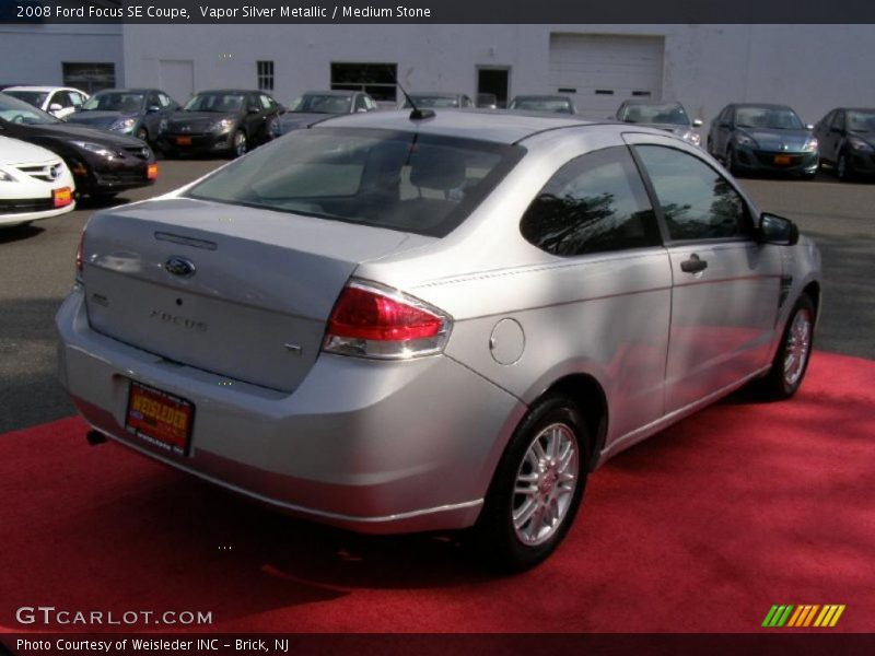 Vapor Silver Metallic / Medium Stone 2008 Ford Focus SE Coupe
