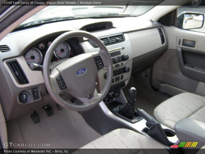 Vapor Silver Metallic / Medium Stone 2008 Ford Focus SE Coupe