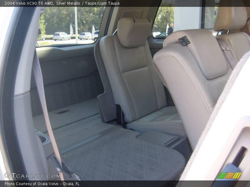 Silver Metallic / Taupe/Light Taupe 2004 Volvo XC90 T6 AWD