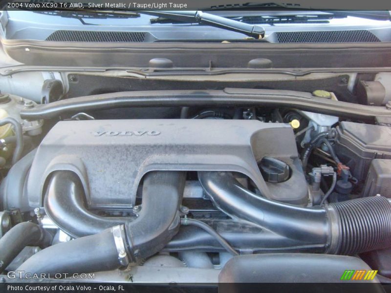 Silver Metallic / Taupe/Light Taupe 2004 Volvo XC90 T6 AWD