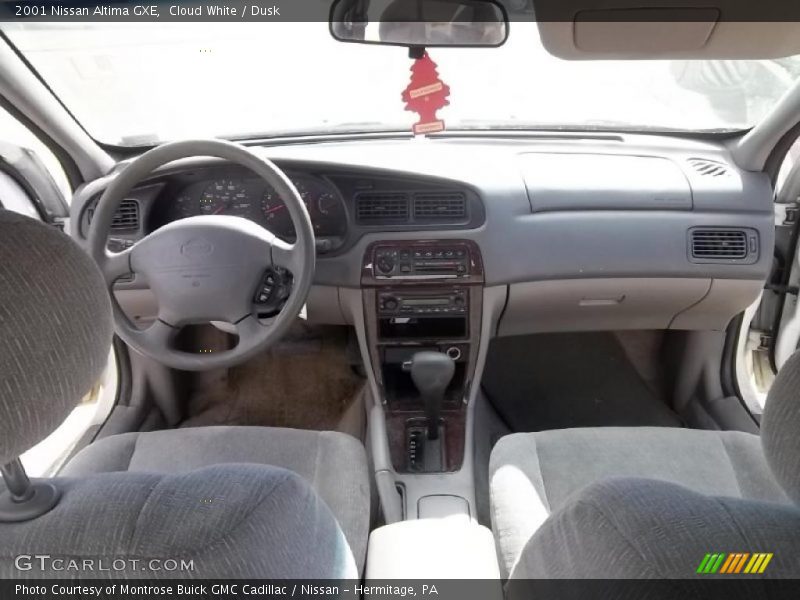 Cloud White / Dusk 2001 Nissan Altima GXE