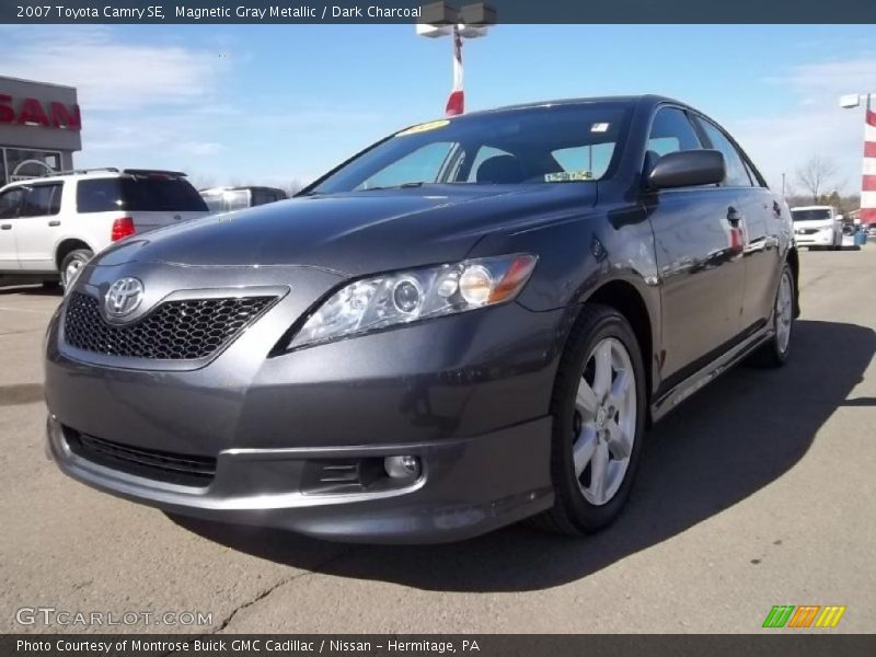 Magnetic Gray Metallic / Dark Charcoal 2007 Toyota Camry SE