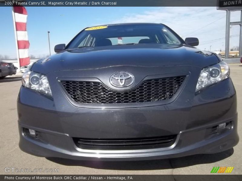 Magnetic Gray Metallic / Dark Charcoal 2007 Toyota Camry SE