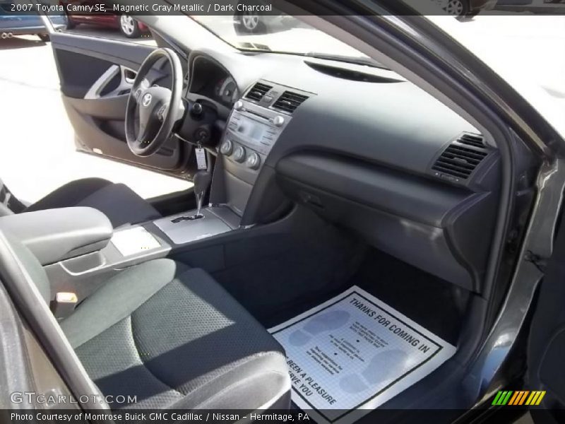 Magnetic Gray Metallic / Dark Charcoal 2007 Toyota Camry SE