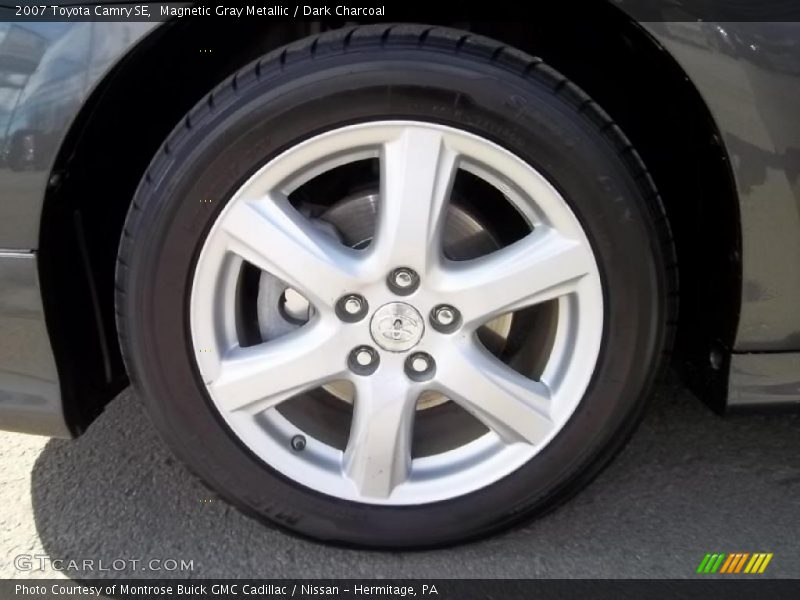 Magnetic Gray Metallic / Dark Charcoal 2007 Toyota Camry SE
