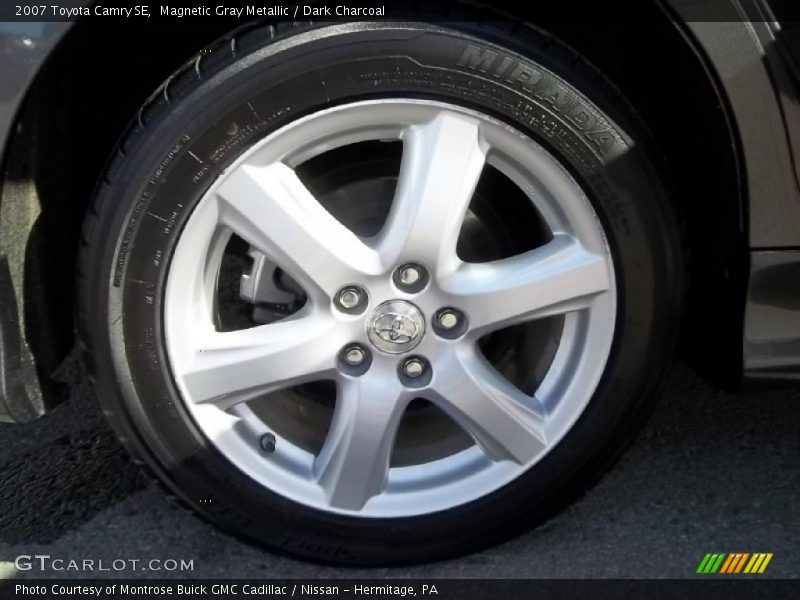 Magnetic Gray Metallic / Dark Charcoal 2007 Toyota Camry SE