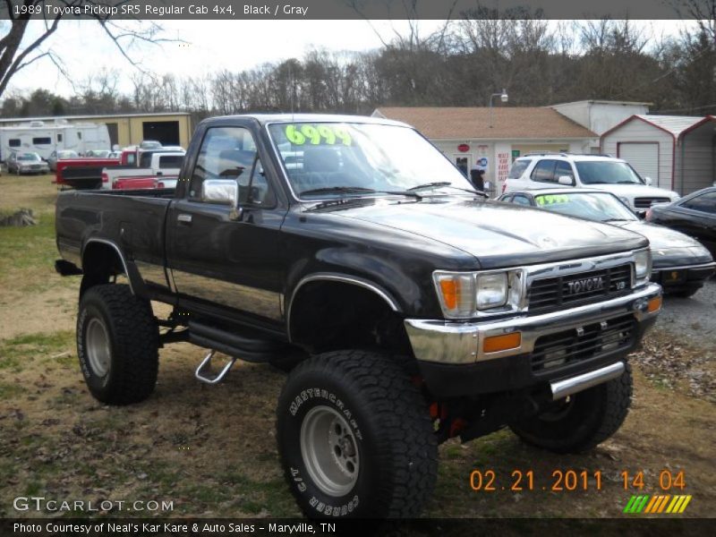 Black / Gray 1989 Toyota Pickup SR5 Regular Cab 4x4