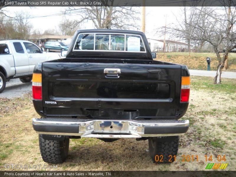 Black / Gray 1989 Toyota Pickup SR5 Regular Cab 4x4