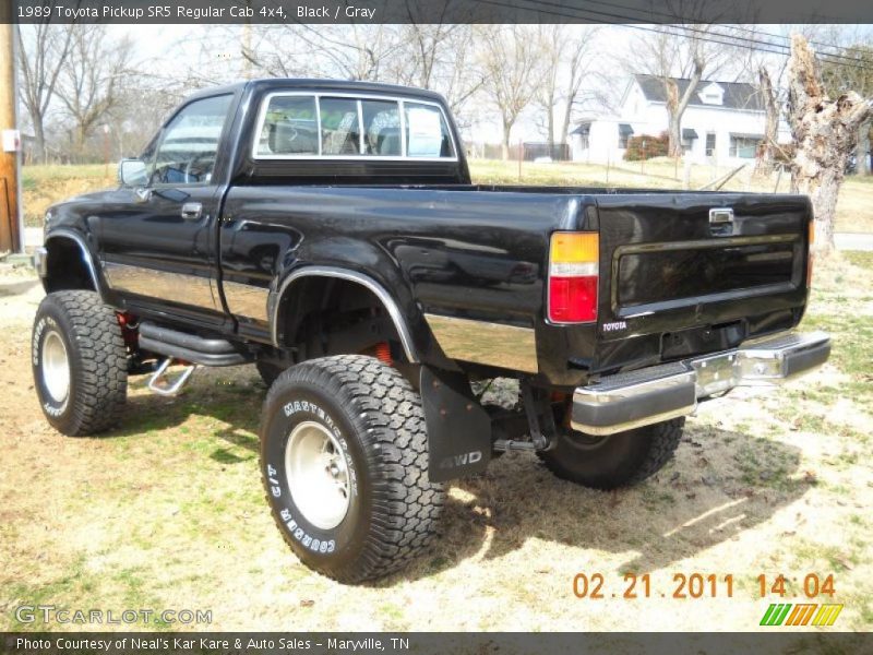 Black / Gray 1989 Toyota Pickup SR5 Regular Cab 4x4