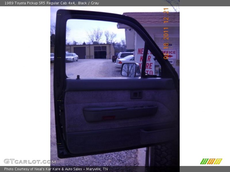 Black / Gray 1989 Toyota Pickup SR5 Regular Cab 4x4