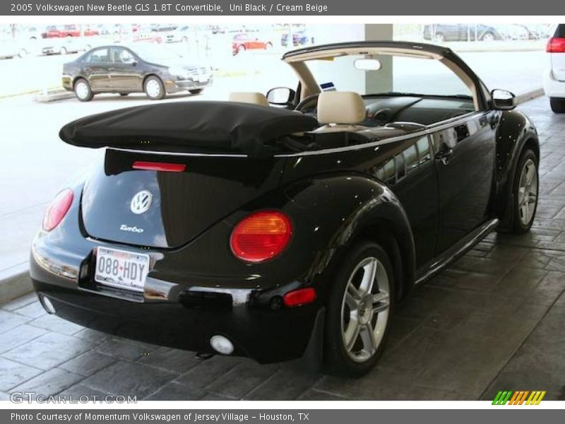 Uni Black / Cream Beige 2005 Volkswagen New Beetle GLS 1.8T Convertible