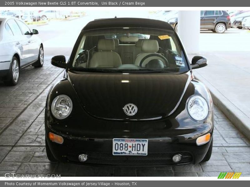 Uni Black / Cream Beige 2005 Volkswagen New Beetle GLS 1.8T Convertible